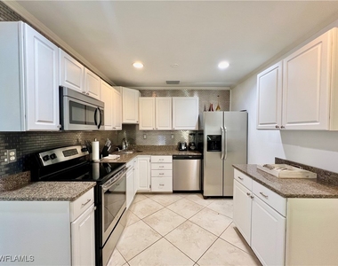 771 94th Avenue N - Photo Thumbnail 15