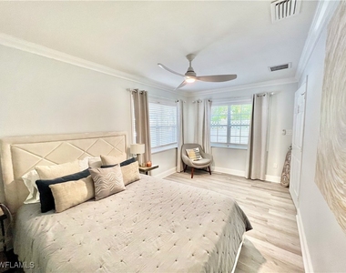 771 94th Avenue N - Photo Thumbnail 20