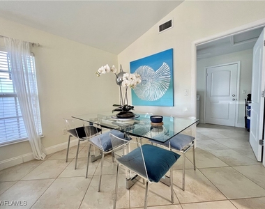 771 94th Avenue N - Photo Thumbnail 12