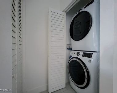 26331 Coco Cay Circle - Photo Thumbnail 15