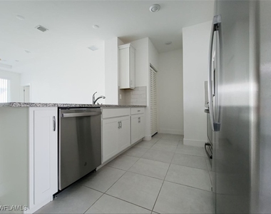 26331 Coco Cay Circle - Photo Thumbnail 2
