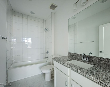 26331 Coco Cay Circle - Photo Thumbnail 14