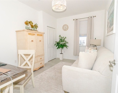5710 Melbourne Court - Photo Thumbnail 24