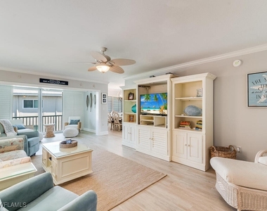 4180 Crayton Road - Photo Thumbnail 3