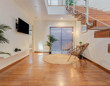 4115 Chartres Street - Photo Thumbnail 9