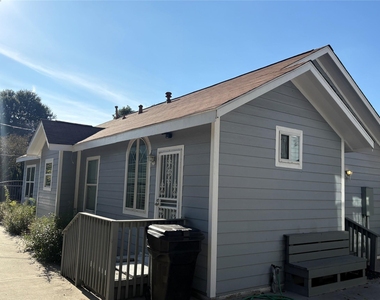 3021 Gray Street - Photo Thumbnail 9