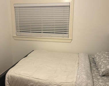 3021 Gray Street - Photo Thumbnail 24