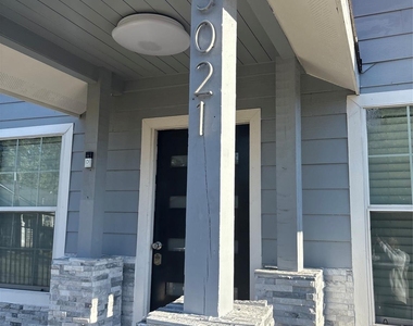 3021 Gray Street - Photo Thumbnail 21