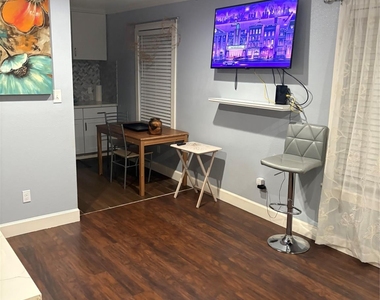 3021 Gray Street - Photo Thumbnail 29