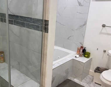 3021 Gray Street - Photo Thumbnail 30