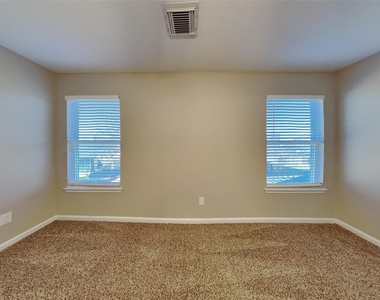 7750 Shavano Lane - Photo Thumbnail 7