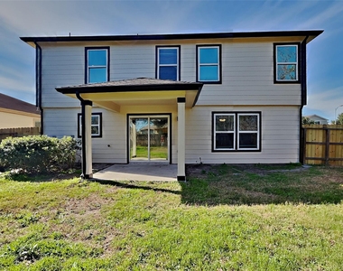 7750 Shavano Lane - Photo Thumbnail 16