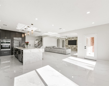 2315 Bending Spring Drive - Photo Thumbnail 16