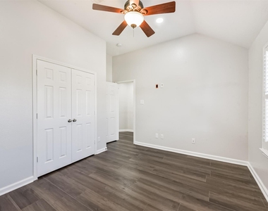 2315 Bending Spring Drive - Photo Thumbnail 39
