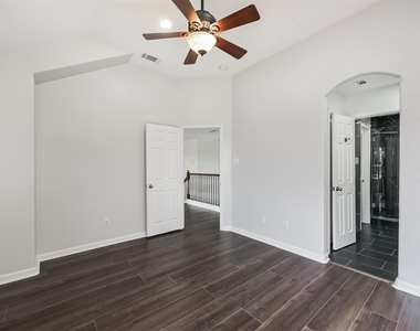 2315 Bending Spring Drive - Photo Thumbnail 36