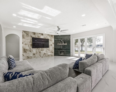 2315 Bending Spring Drive - Photo Thumbnail 4