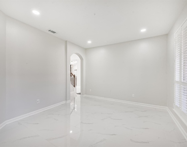 2315 Bending Spring Drive - Photo Thumbnail 21