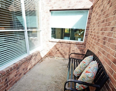 1103 Parkhaven Lane - Photo Thumbnail 25