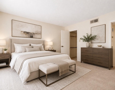 7900 N Stadium Drive - Photo Thumbnail 11