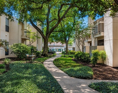 7900 N Stadium Drive - Photo Thumbnail 14