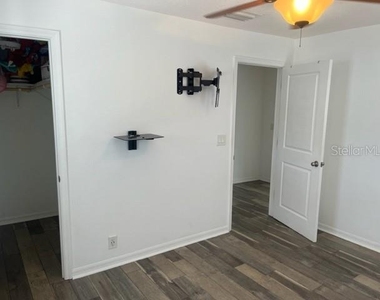 6921 Washington Street - Photo Thumbnail 5