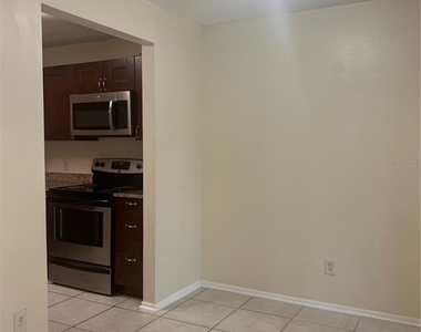 1428 Highland Ridge Circle - Photo Thumbnail 4