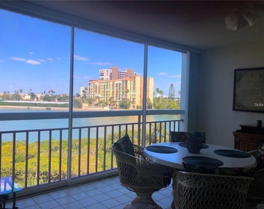 7871 Sailboat Key Boulevard S - Photo Thumbnail 30
