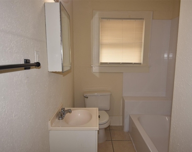 4618 Clay Street - Photo Thumbnail 14