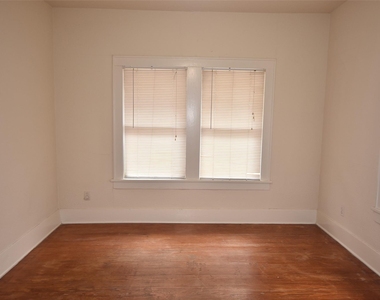 4618 Clay Street - Photo Thumbnail 15