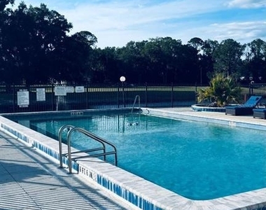 21204 Sandalwood Drive - Photo Thumbnail 8