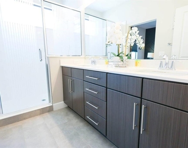 216 Villa Domani Circle - Photo Thumbnail 17