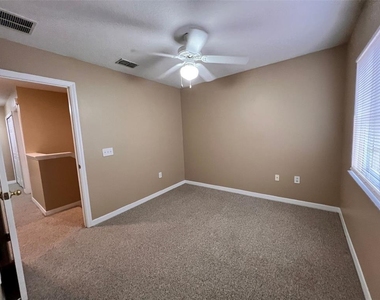 7602 Long Island Drive - Photo Thumbnail 14
