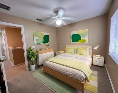 7602 Long Island Drive - Photo Thumbnail 13
