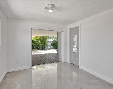 217 Marina Drive - Photo Thumbnail 13