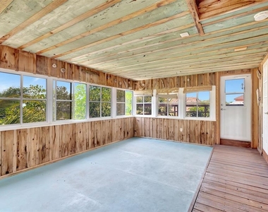 217 Marina Drive - Photo Thumbnail 20