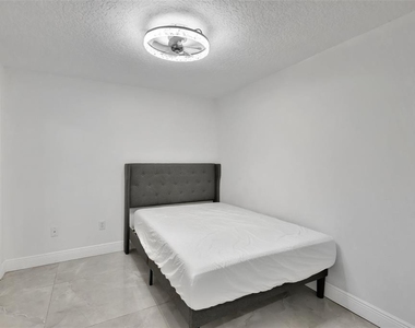 217 Marina Drive - Photo Thumbnail 11