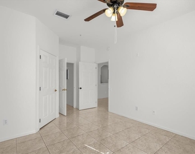 13500 Turtle Marsh Loop - Photo Thumbnail 9