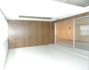 6326 Safford Terrace - Photo Thumbnail 10
