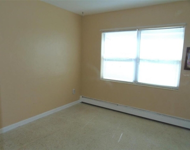 6326 Safford Terrace - Photo Thumbnail 17