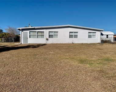 6326 Safford Terrace - Photo Thumbnail 37