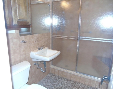 6326 Safford Terrace - Photo Thumbnail 21