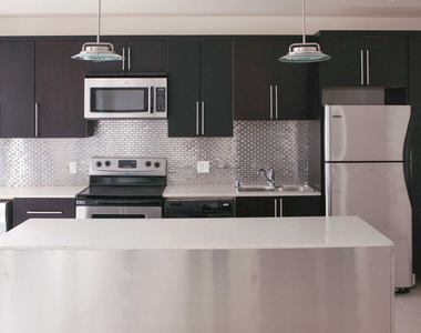 609 S. Grand Ave - Photo Thumbnail 6