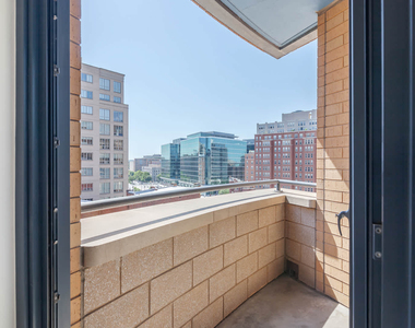 425 Massachusetts Avenue Nw - Photo Thumbnail 12