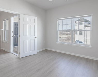 3700 Richmond Hwy - Photo Thumbnail 12