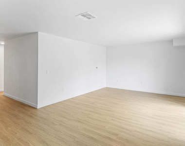 3131 Homestead Road - Photo Thumbnail 49