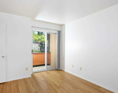 24922 Hidden Hills Road - Photo Thumbnail 10