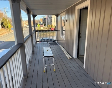 484 West Street - Photo Thumbnail 8