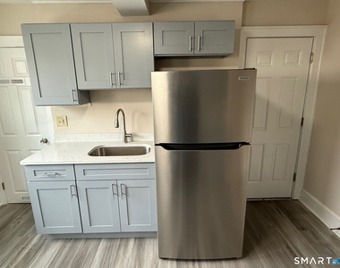 484 West Street - Photo Thumbnail 13