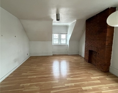 5807 Bartlett St - Photo Thumbnail 10