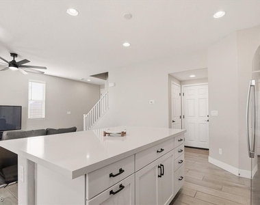 4536 Anspach Street - Photo Thumbnail 6